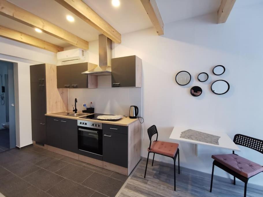 Apartment Altstadt-apartment & Eg Fuer Max 3 Pers Haldensleben
